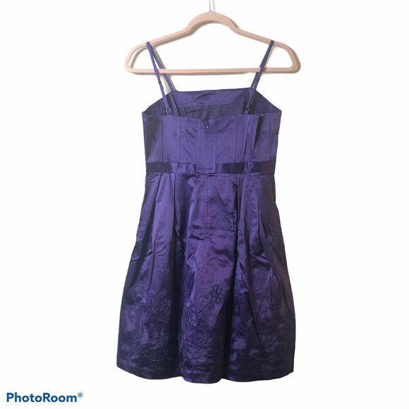 Lucy Paris Purple Embroidered Satin Dress Large - Picture 4 of 10